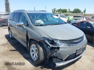 2020 Chrysler Pacifica Limited z VIN 2C4RC1GG4LR135418, wystawiony jako IAAI lot #42397809 z przebiegiem 55 405 mil mil oraz . Historia ofert i sprzedaży dostępna na DreamBid. Obrazek 1.