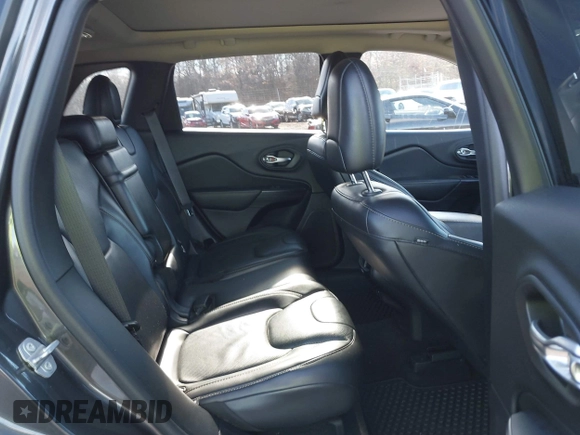 2017 Jeep Cherokee Limited с VIN 1C4PJMDB1HW524720, выставлен на аукционе IAAI как лот 40827046 с пробегом 72 559 миль миль и . История ставок и продаж доступна на DreamBid. Изображение 8.
