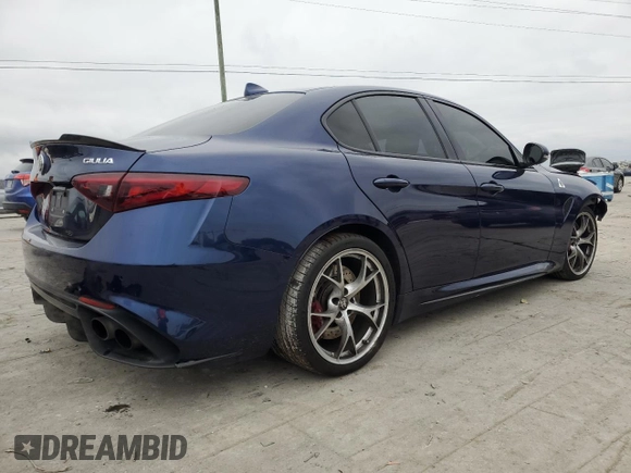 2017 Alfa Romeo Giulia with VIN ZARFAEAV0H7548796, listed as a Copart auction lot 81103094 with 63,028 mi miles and Salvage title. Bid and sale history available at DreamBid. Image 3.