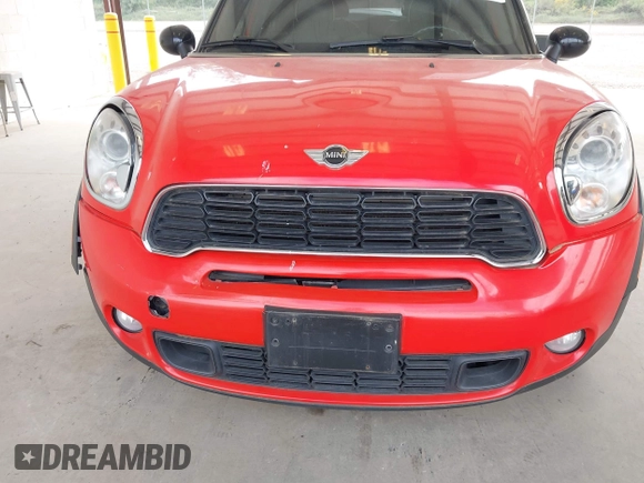 2012 MINI Countryman S with VIN WMWZC5C51CWL56989, listed as a IAAI auction lot 42195253 with 105,750 mi miles and . Bid and sale history available at DreamBid. Image 6.