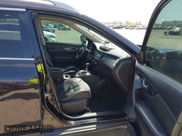 2016 Nissan Rogue SL with VIN 5N1AT2MV8GC879202, listed as a IAAI auction lot 41990985 with 118,198 mi miles and . Bid and sale history available at DreamBid. Image 5.