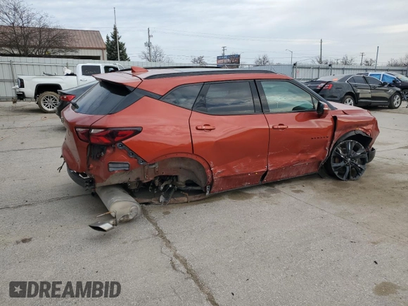 2021 Chevrolet Blazer RS z VIN 3GNKBERSXMS544435, wystawiony jako Copart lot #49710865 z przebiegiem 57 321 mil mil oraz Szkoda całkowita • Salvage title. Historia ofert i sprzedaży dostępna na DreamBid. Obrazek 3.