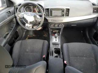 2014 Mitsubishi Lancer SE z VIN JA32V2FW4EU013379, wystawiony jako Copart lot #44632655 z przebiegiem 108 599 mil mil oraz Szkoda całkowita • Salvage title. Historia ofert i sprzedaży dostępna na DreamBid. Obrazek 8.