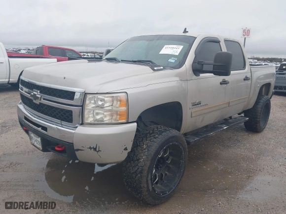 2007 Chevrolet Silverado 1500 LT w/1LT with VIN 3GCEK13C07G528221, listed as a IAAI auction lot 41510443 with 278,864 mi miles. Bid and sale history available at carsss.com. Image 2.