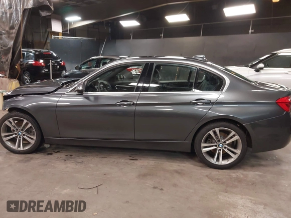 2018 BMW 3 Series 330i xDrive with VIN WBA8D9C58JA608327, listed as a IAAI auction lot 40843366 with 60,773 mi miles and . Bid and sale history available at DreamBid. Image 14.
