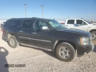 2008 Chevrolet Suburban LT w/2LT with VIN 3GNFK16398G189919, listed as a Copart auction lot 41991075 with 186,747 mi miles and Salvage Title. Bid and sale history available at carsss.com. Image 4.