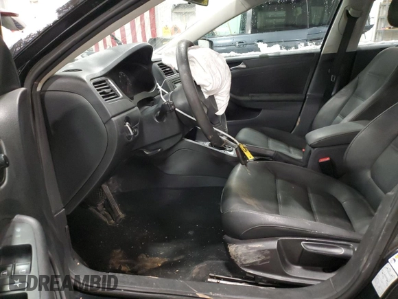 2011 Volkswagen Jetta Sedan SE with VIN 3VWDX7AJ2BM048626, listed as a Copart auction lot 85820194 with 161,504 mi miles and Non Repairable. Bid and sale history available at carsss.com. Image 7.