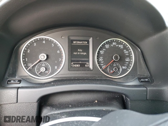 2016 Volkswagen Tiguan R-Line with VIN WVGBV7AX5GW573820, listed as a Copart auction lot 42363515 with 124,283 mi miles and Salvage Title. Bid and sale history available at DreamBid. Image 9.