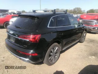2024 Audi Q5 S line Premium Plus with VIN WA1EAAFY8R2086532, listed as a IAAI auction lot 41845939 with 18,852 mi miles. Bid and sale history available at carsss.com. Image 4.