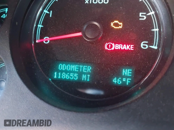 2013 Chevrolet Suburban LS with VIN 1GNSKHE76DR155667, listed as a IAAI auction lot 41053774 with 118,655 mi miles. Bid and sale history available at carsss.com. Image 15.