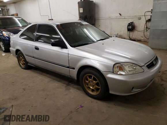2000 Honda Civic HX with VIN 1HGEJ7125YL108282, listed as a Copart auction lot 78304824 with 200,108 mi miles and Clean Title. Bid and sale history available at carsss.com. Image 4.