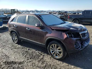 2011 Kia Sorento EX with VIN 5XYKU3A17BG067570, listed as a Copart auction lot 42695095 with 74,819 mi miles and Clean Title. Bid and sale history available at carsss.com. Image 4.