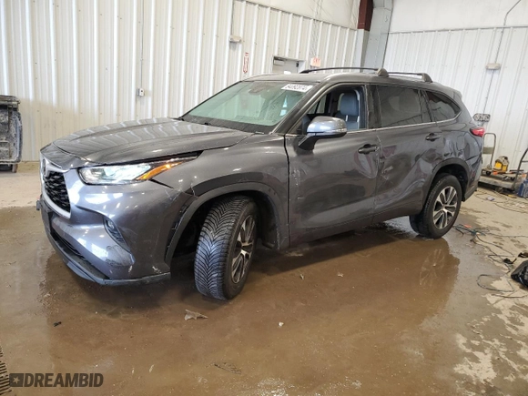 2020 Toyota Highlander XLE with VIN 5TDHZRAH2LS013609, listed as a Copart auction lot 84092874 with 53,601 mi miles and Salvage Title. Bid and sale history available at carsss.com. Image 1.