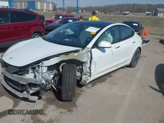 2021 Tesla Model 3 Long Range z VIN 5YJ3E1EB0MF860289, wystawiony jako IAAI lot #41771854 z przebiegiem 190 892 mil mil oraz . Historia ofert i sprzedaży dostępna na DreamBid. Obrazek 20.