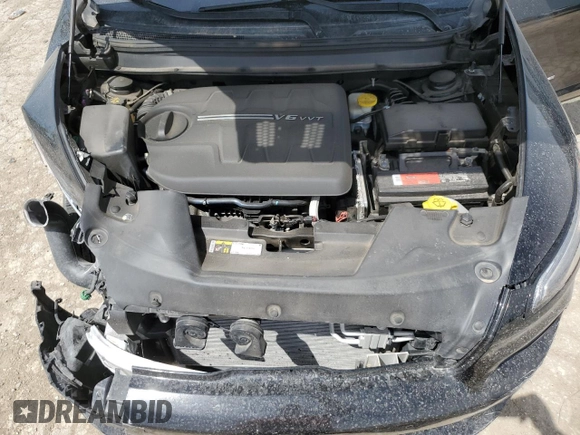2018 Jeep Cherokee Overland with VIN 1C4PJMJX5JD525872, listed as a Copart auction lot 53783655 with 112,396 mi miles and Salvage title. Bid and sale history available at DreamBid. Image 12.