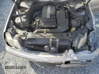 2003 Mercedes-Benz C 230 Kompressor with VIN WDBRF40J83A498208, listed as a Copart auction lot 82316794 with 253,174 mi miles and Salvage Title. Bid and sale history available at DreamBid. Image 11.