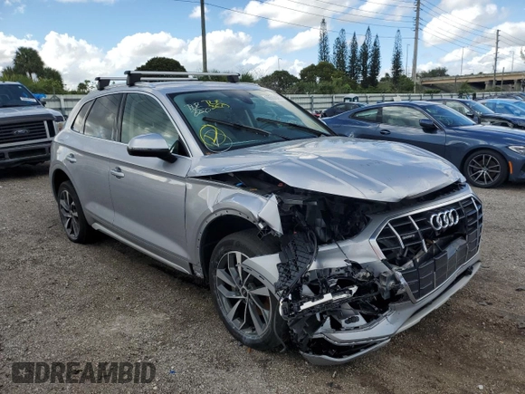 2021 Audi Q5 Premium with VIN WA1AAAFY6M2131314, listed as a Copart auction lot 66563942 with 12,653 mi miles. Bid and sale history available at carsss.com. Image 1.