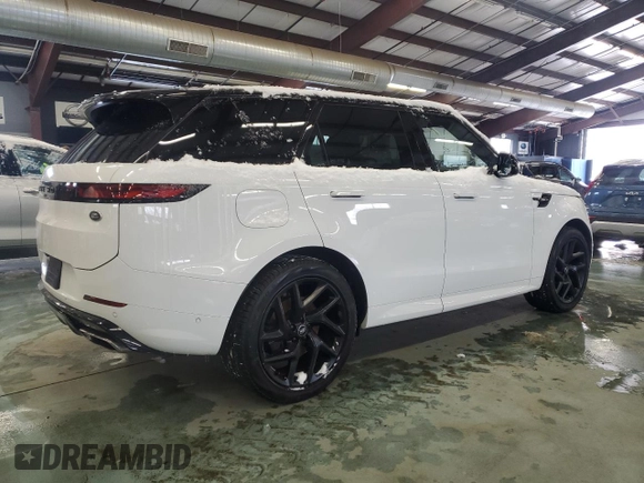 2023 Land Rover Range Rover Sport SE Dynamic with VIN SAL1L9FU3PA139272, listed as a Copart auction lot 41830165 with 25,609 mi miles and Clean Title. Bid and sale history available at carsss.com. Image 3.