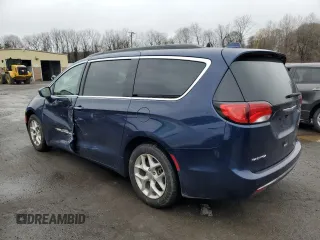 2018 Chrysler Pacifica Touring Plus with VIN 2C4RC1FG1JR178192, listed as a Copart auction lot 49412905 with 38,683 mi miles and Salvage Title. Bid and sale history available at DreamBid. Image 2.