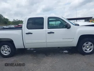 2009 Chevrolet Silverado 1500 LT with VIN 3GCEK23M29G132888, listed as a IAAI auction lot 41946696 with 254,228 mi miles and . Bid and sale history available at DreamBid. Image 14.