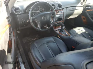 2004 Mercedes-Benz CLK 320 with VIN WDBTK65G94T018208, listed as a Copart auction lot 76074114 with 62,358 mi miles and Non Repairable. Bid and sale history available at DreamBid. Image 8.