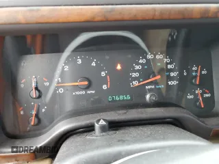 2001 Jeep Wrangler Sahara z VIN 1J4FA59SX1P305100, wystawiony jako Copart lot #58606685 z przebiegiem 76 856 mil mil oraz Czysty tytuł • Clean title. Historia ofert i sprzedaży dostępna na DreamBid. Obrazek 9.