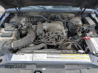 2000 Ford Explorer XLT with VIN 1FMZU83P6YZC14626, listed as a IAAI auction lot 42687279 with 242,003 mi miles and . Bid and sale history available at DreamBid. Image 10.