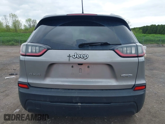 2019 Jeep Cherokee Latitude Plus z VIN 1C4PJMLB9KD287978, wystawiony jako IAAI lot #42228505 z przebiegiem 207 539 mil mil oraz . Historia ofert i sprzedaży dostępna na DreamBid. Obrazek 16.