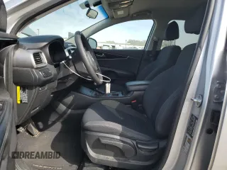 2018 Kia Sorento LX with VIN 5XYPG4A31JG347813, listed as a Copart auction lot 48636375 with 152,452 mi miles and Clean Title. Bid and sale history available at carsss.com. Image 7.
