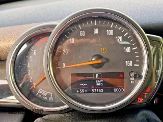2020 MINI Hardtop 4 Door Cooper S z VIN WMWXU9C0XL2L64693, wystawiony jako Copart lot #60165105 z przebiegiem 53 160 mil mil oraz Czysty tytuł • Clean title. Historia ofert i sprzedaży dostępna na DreamBid. Obrazek 8.