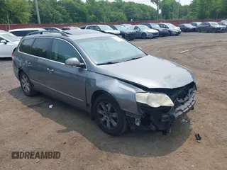 2007 Volkswagen Passat 2.0T with VIN WVWLK73C07E005752, listed as a IAAI auction lot 42474698 with 192,362 mi miles and . Bid and sale history available at DreamBid. Image 1.