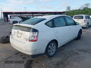 2005 Toyota Prius with VIN JTDKB20U953024384, listed as a IAAI auction lot 42014237 with Not Provided miles and . Bid and sale history available at DreamBid. Image 4.