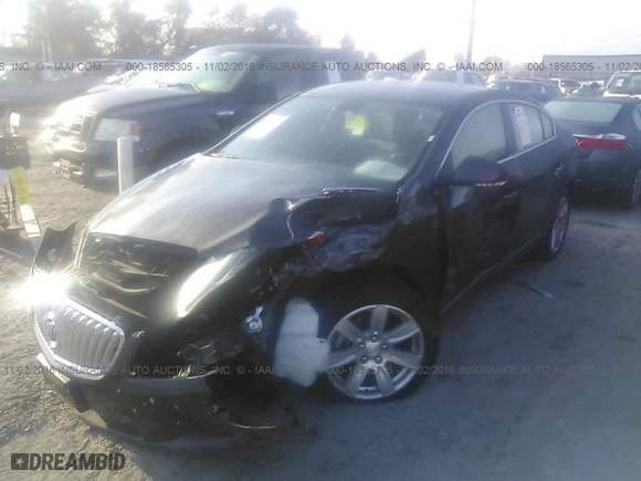 2012 Buick LaCrosse Leather with VIN 1G4GC5E33CF322148, listed as a IAAI auction lot 18565305 with 17,352 mi miles. Bid and sale history available at carsss.com. Image 2.