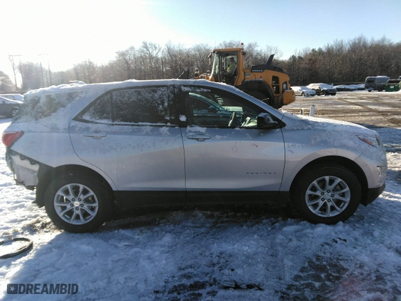 2020 Chevrolet Equinox LS with VIN 3GNAXSEV4LS695457, listed as a IAAI auction lot 38508738 with 24,916 mi miles. Bid and sale history available at carsss.com. Image 14.