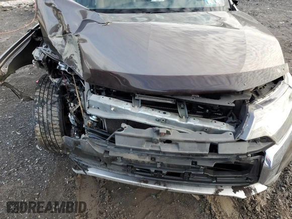 2016 Mitsubishi Outlander GT z VIN JA4JZ4AX1GZ014423, wystawiony jako Copart lot #43548555 z przebiegiem 71 676 mil mil oraz Szkoda całkowita • Salvage title. Historia ofert i sprzedaży dostępna na DreamBid. Obrazek 13.