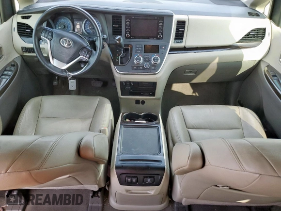 2020 Toyota Sienna XLE Auto Access Seat z VIN 5TDYZ3DC3LS081091, wystawiony jako Copart lot #60678655 z przebiegiem 121 443 mil mil oraz Szkoda całkowita • Salvage title. Historia ofert i sprzedaży dostępna na DreamBid. Obrazek 8.