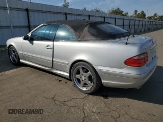 2002 Mercedes-Benz CLK 320/430 with VIN WDBLK70G42T105640, listed as a Copart auction lot 74381504 with 147,858 mi miles and Salvage Title. Bid and sale history available at DreamBid. Image 2.