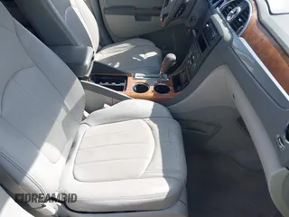 2011 Buick Enclave CXL-1 with VIN 5GAKRBED2BJ192378, listed as a IAAI auction lot 41927771 with 101,189 mi miles. Bid and sale history available at carsss.com. Image 5.