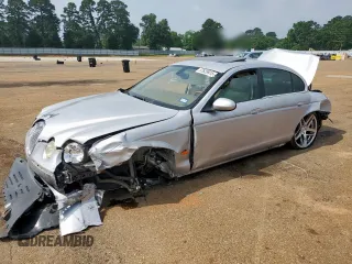 2005 Jaguar S-Type z VIN SAJWA01T95FN25242, wystawiony jako Copart lot #57629915 z przebiegiem 124 341 mil mil oraz Szkoda całkowita • Salvage title. Historia ofert i sprzedaży dostępna na DreamBid. Obrazek 1.