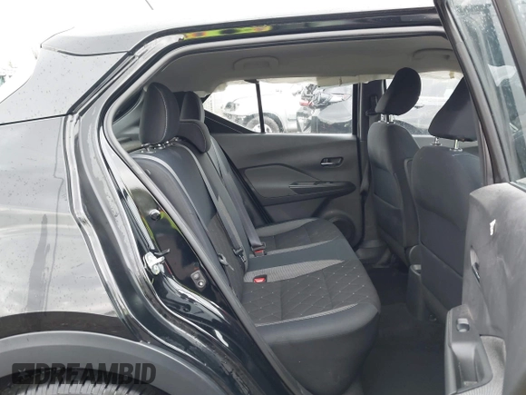 2018 Nissan Kicks SV с VIN 3N1CP5CU7JL508932, выставлен на аукционе IAAI как лот 42156066 с пробегом 31 135 миль миль и . История ставок и продаж доступна на DreamBid. Изображение 8.