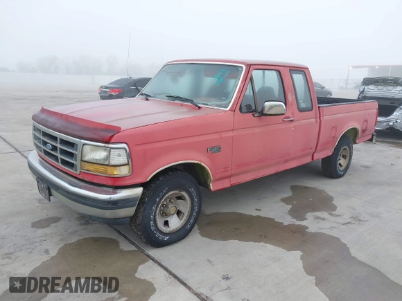 1992 Ford F-150 with VIN 1FTEX15N5NKA08828, listed as a IAAI auction lot 41882327 with Not Provided miles. Bid and sale history available at carsss.com. Image 2.