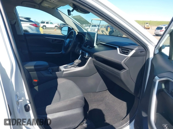 2023 Toyota RAV4 Hybrid LE with VIN 4T3MWRFV8PU097560, listed as a IAAI auction lot 41662609 with 21,004 mi miles. Bid and sale history available at carsss.com. Image 5.
