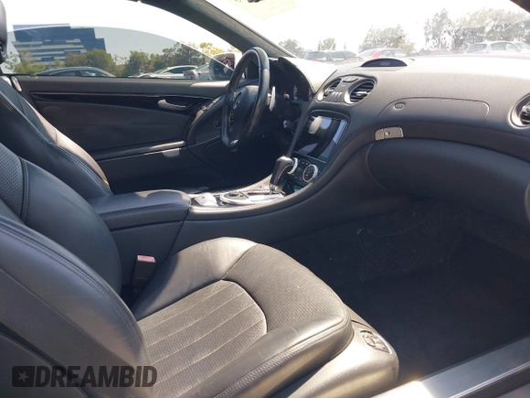 2009 Mercedes-Benz SL 55/63 AMG with VIN WDBSK70F69F148436, listed as a IAAI auction lot 42770233 with 120,523 mi miles and . Bid and sale history available at DreamBid. Image 5.