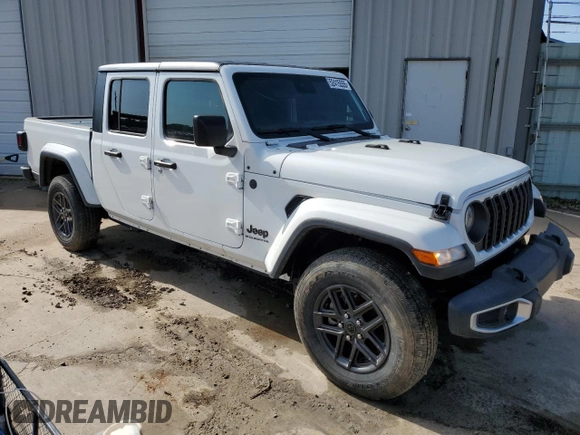 2024 Jeep Gladiator Sport S z VIN 1C6HJTAG1RL120129, wystawiony jako Copart lot #52415555 z przebiegiem 9 979 mil mil oraz Szkoda całkowita • Salvage title. Historia ofert i sprzedaży dostępna na DreamBid. Obrazek 4.