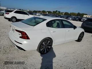 2022 Volvo S60 Momentum with VIN 7JRL12TZXNG174691, listed as a Copart auction lot 41579175 with 0 mi miles and Clean Title. Bid and sale history available at carsss.com. Image 3.