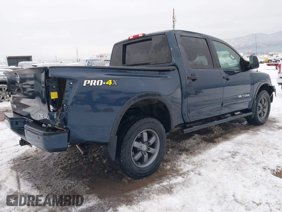 2015 Nissan Titan SV z VIN 1N6AA0ECXFN507260, wystawiony jako IAAI lot #41203612 z przebiegiem 103 000 mil mil oraz . Historia ofert i sprzedaży dostępna na DreamBid. Obrazek 4.