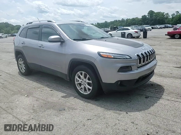 2017 Jeep Cherokee Latitude z VIN 1C4PJMCS0HD224115, wystawiony jako Copart lot #61713985 z przebiegiem 83 421 mil mil oraz Szkoda całkowita • Salvage title. Historia ofert i sprzedaży dostępna na DreamBid. Obrazek 14.