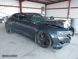 2021 Chevrolet Camaro 2SS with VIN 1G1FH1R73M0137876, listed as a IAAI auction lot 41424734 with 78,679 mi miles. Bid and sale history available at carsss.com. Image 1.