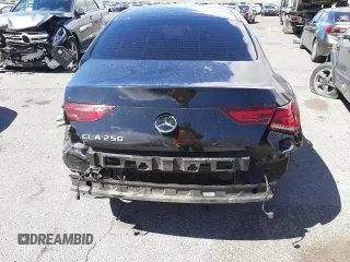 2020 Mercedes-Benz CLA 250 z VIN WDD5J4GB9LN034131, wystawiony jako Copart lot #50998265 z przebiegiem 92 658 mil mil oraz Szkoda całkowita • Salvage title. Historia ofert i sprzedaży dostępna na DreamBid. Obrazek 6.