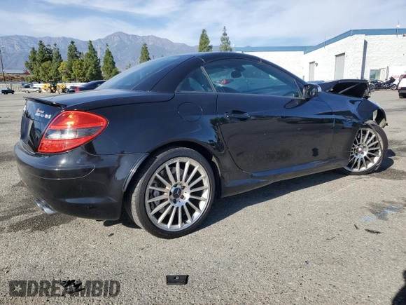 2006 Mercedes-Benz SLK-Class 5.5L AMG with VIN WDBWK73F06F082698, listed as a Copart auction lot 81430534 with 129,545 mi miles and Salvage Title. Bid and sale history available at carsss.com. Image 3.